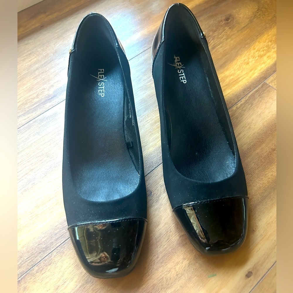 NWOT Black Patent Wedges Ladies Shoes Size 8M - Picture 9 of 9